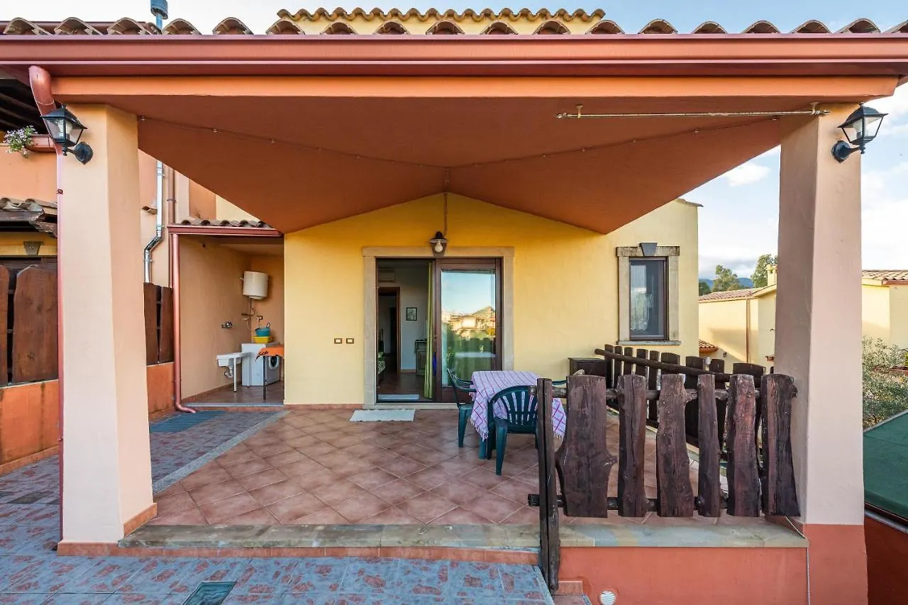 Villa Verde Castiadas 0*,  Olaszország